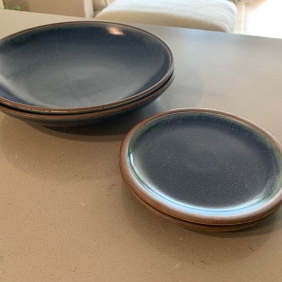 East Fork Pottery Cosmos Set – 2 Coupes + 2 Cake Plates (Retired Glaze) - Picture 6 of 10